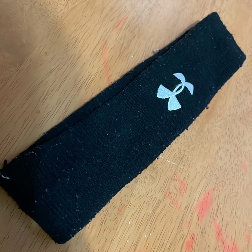 Under armour headband